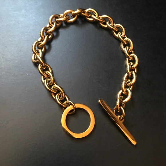 Gold Link Bracelet - Picture 6 of 7